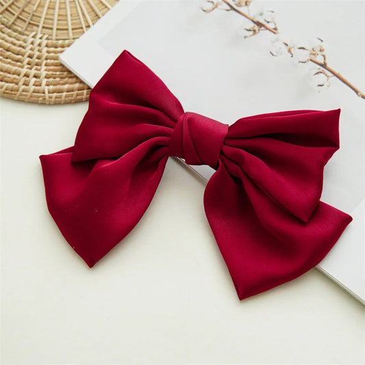 Red bowknot